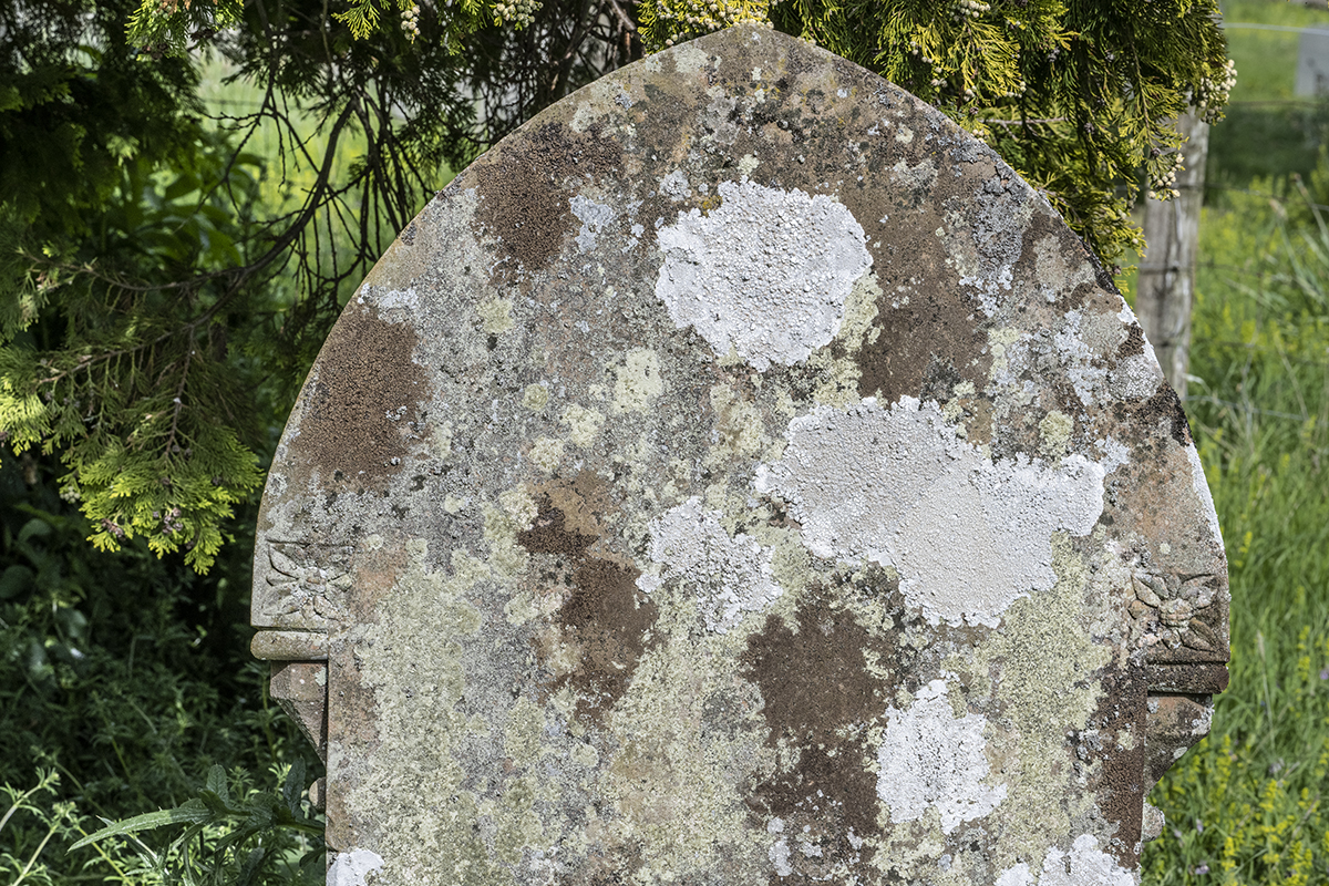 Grave headstone